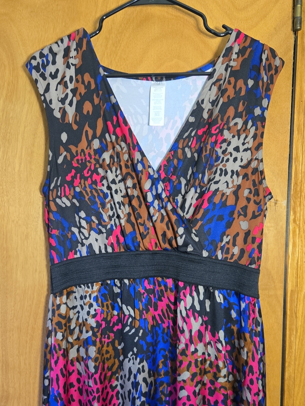 Sleeveless V-Neck Multicolor Animal Print Dress